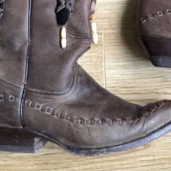 EMBELLISHED Leather Classic Women's Western Boot with Beaded Detail 7.5 - Picture 2 of 6